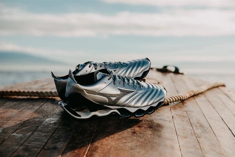 WAVE PROPHECY MORELIA NEO | Unisex Sportstyle Shoes | Mizuno Australia
