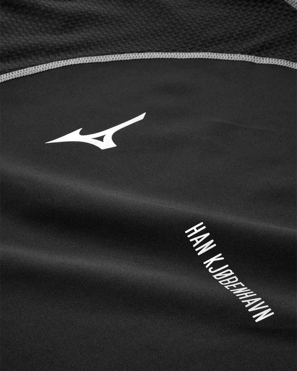 HAN KJOBENHAVN X MIZUNO LONG  SLEEVE