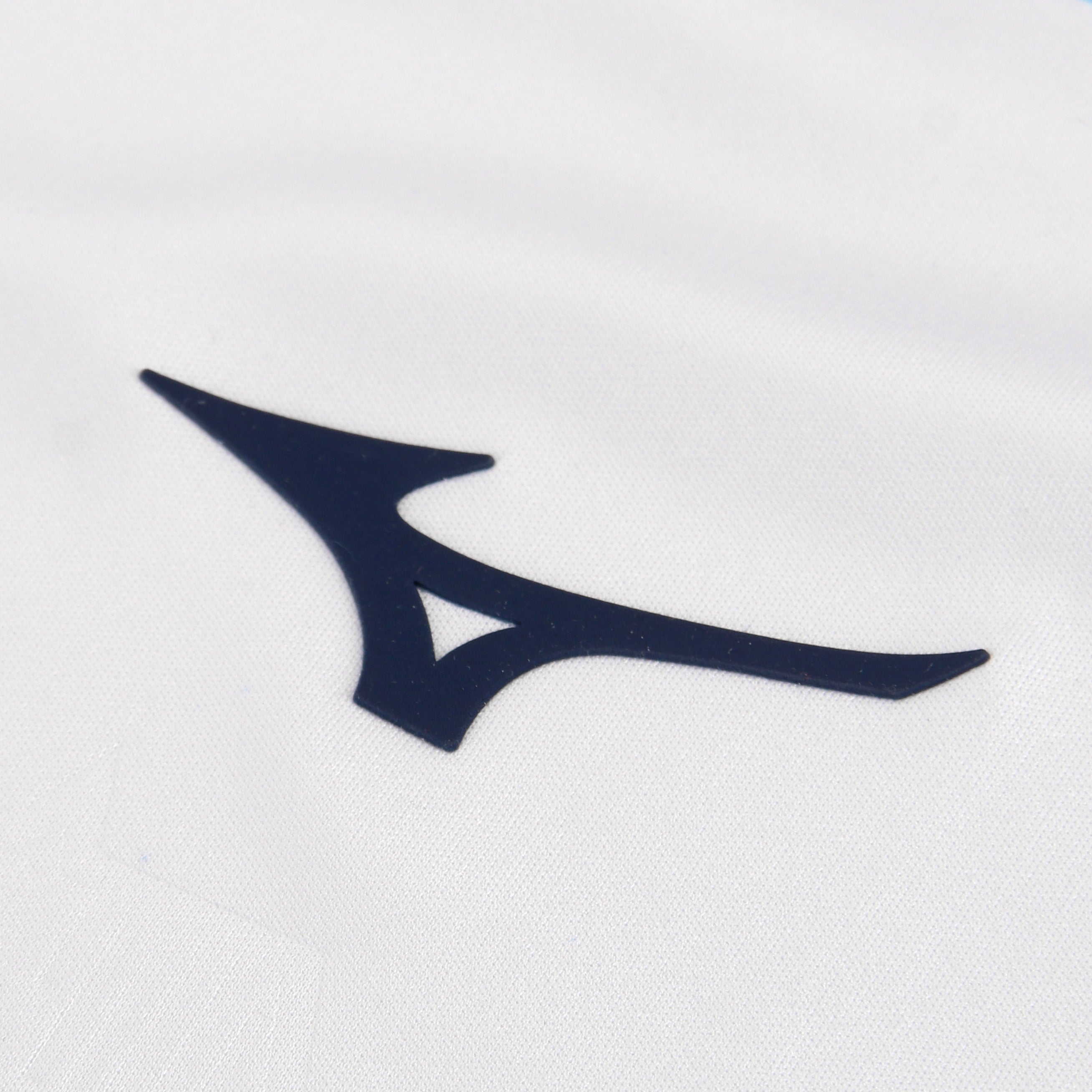 White (01)
