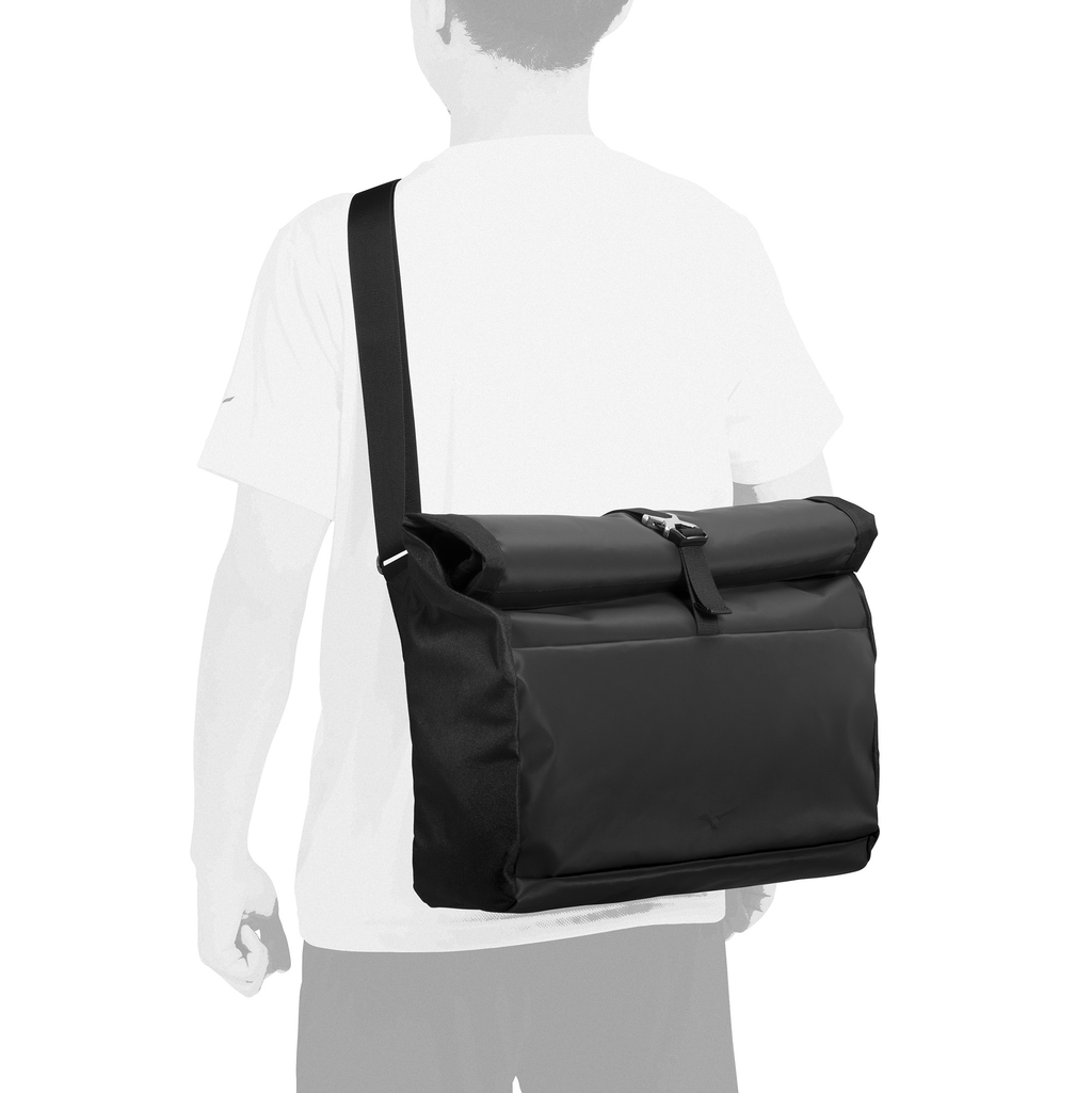 WATERPROOF HOLDALL