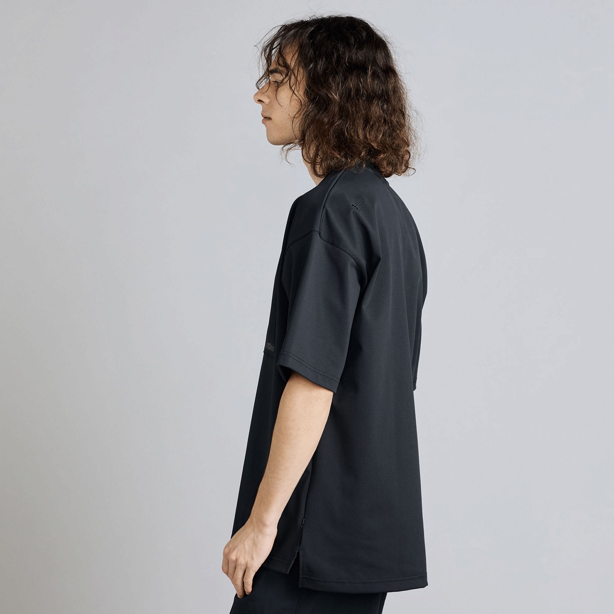 Black (09)