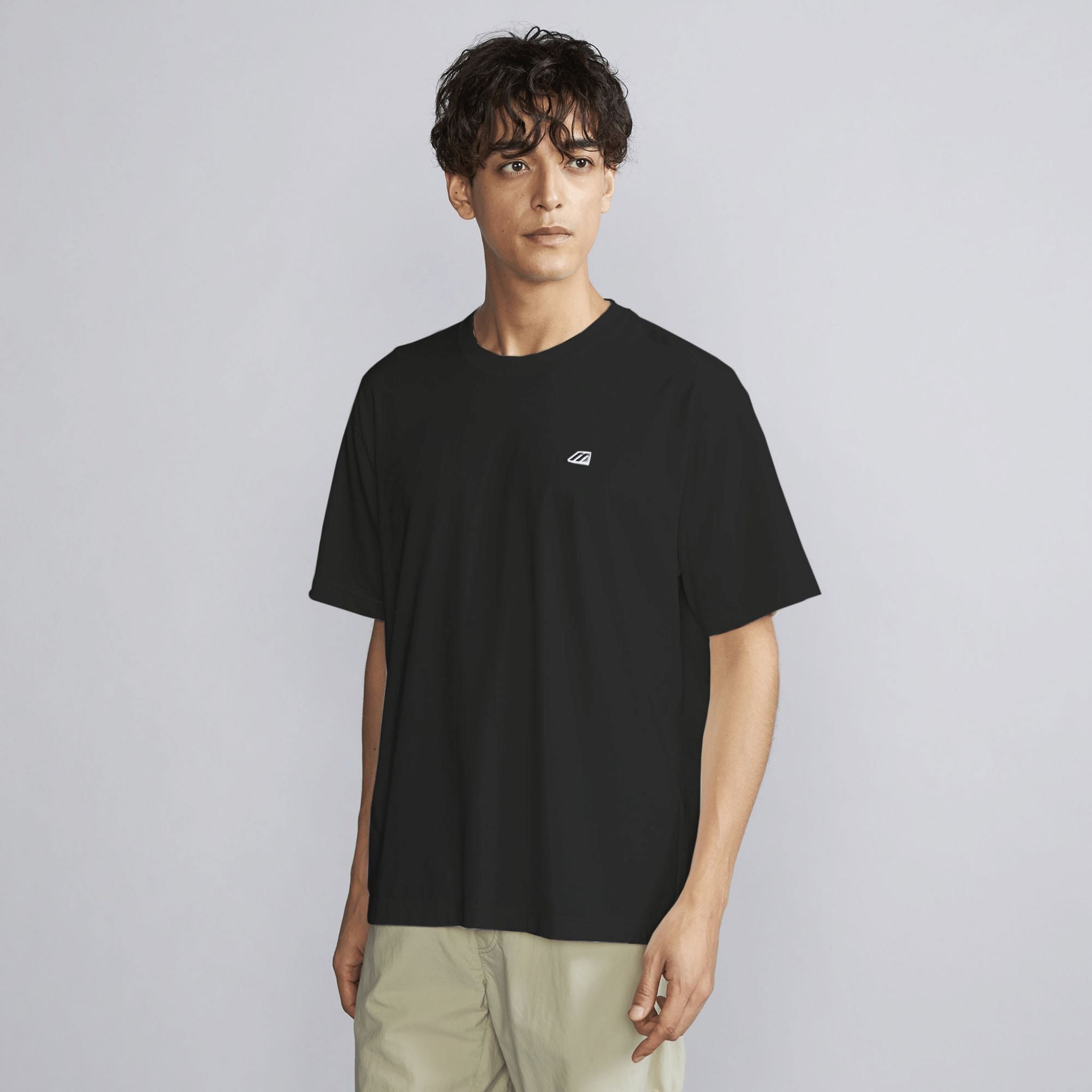 Black (09)