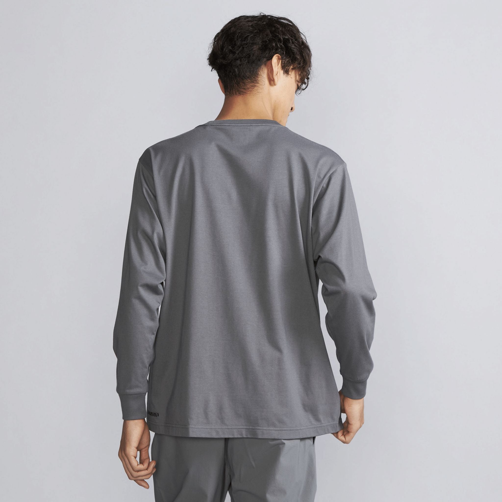 MONOGRAM LS TEE (U) - Mizuno Australia