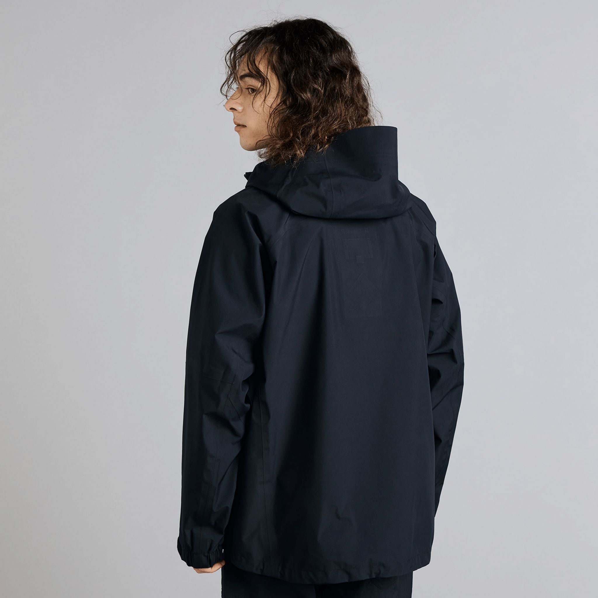 uyu GORE-TEX 3L SHELL JACKET (U)| Women's Running Clothing | Mizuno