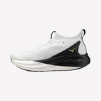 White Black Gold (01)