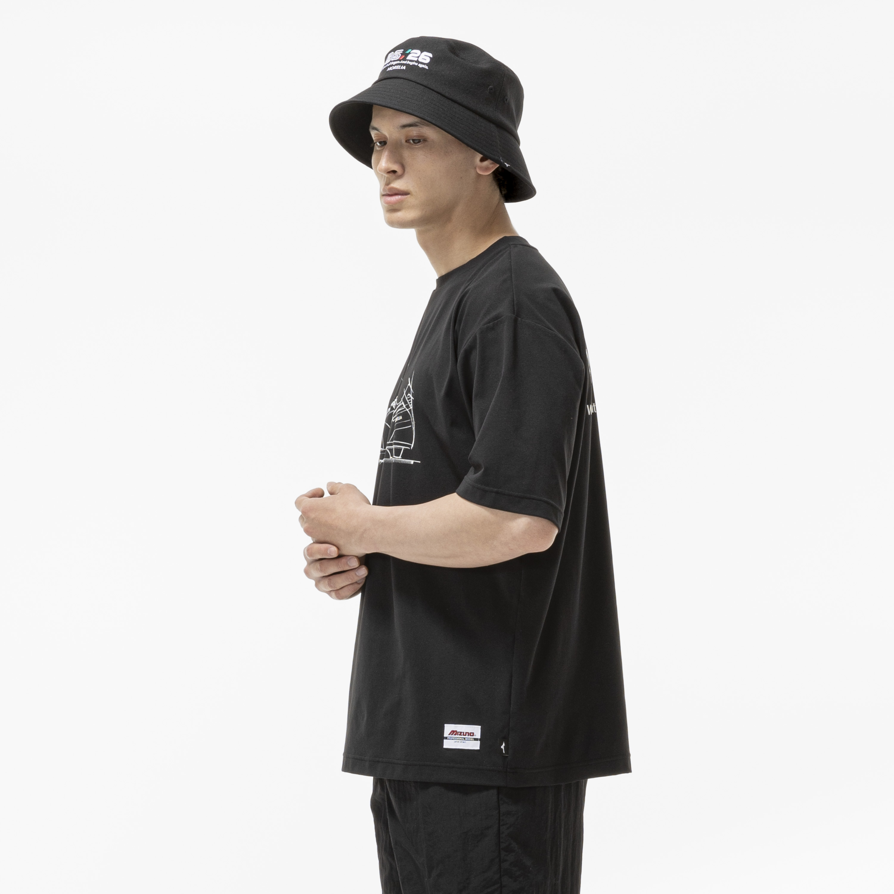 Black (09)
