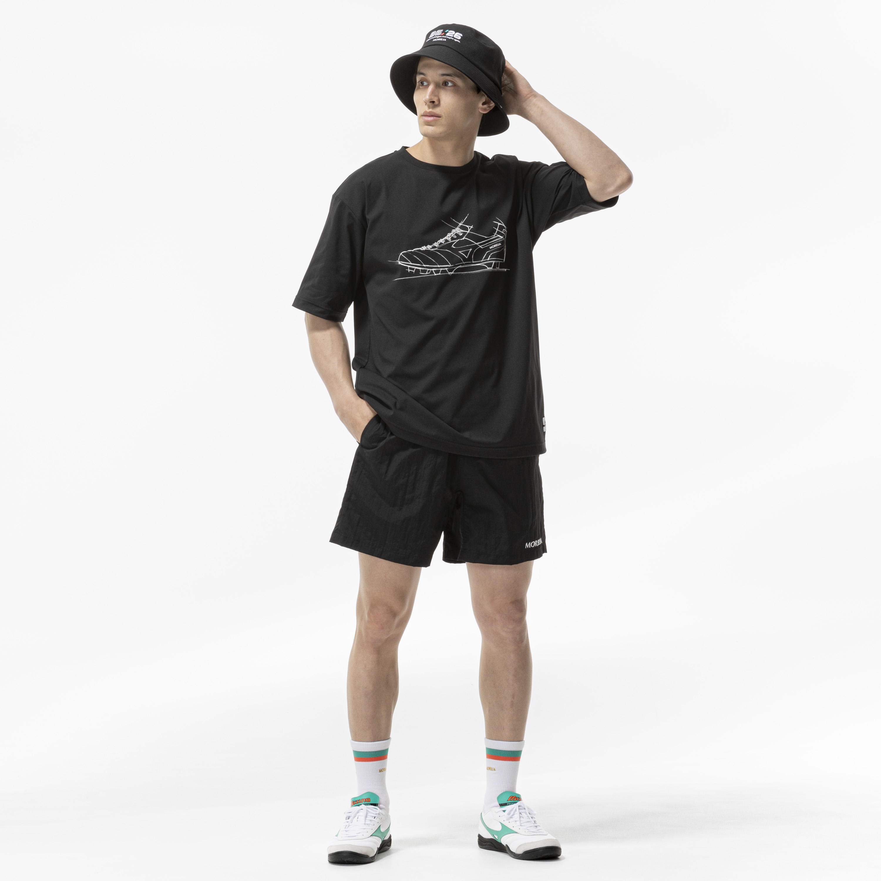 Black (09)