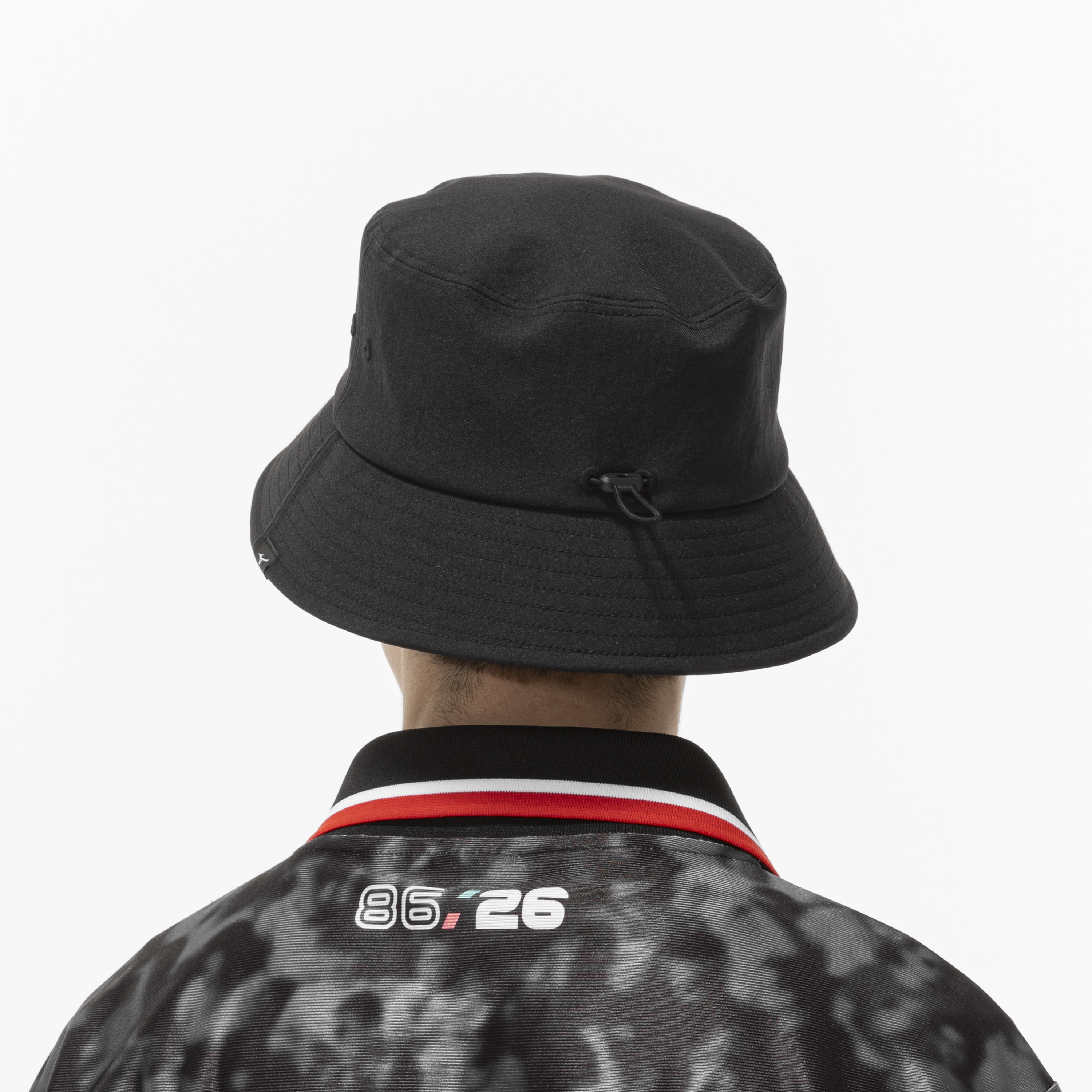 Black (09)