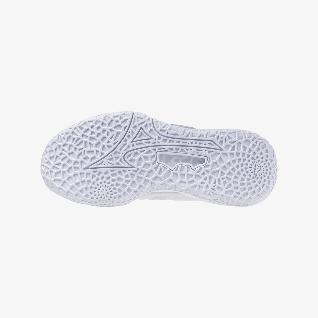 White White (52)