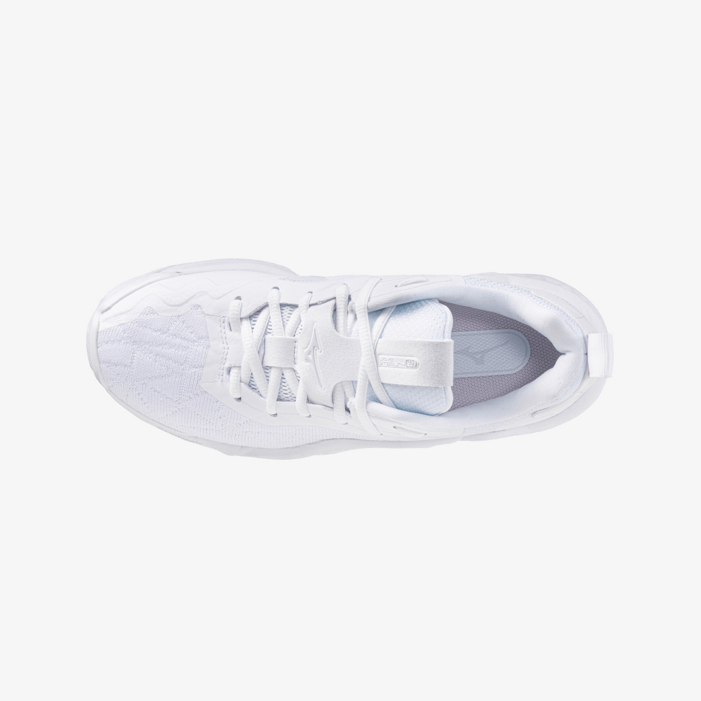 White White (52)