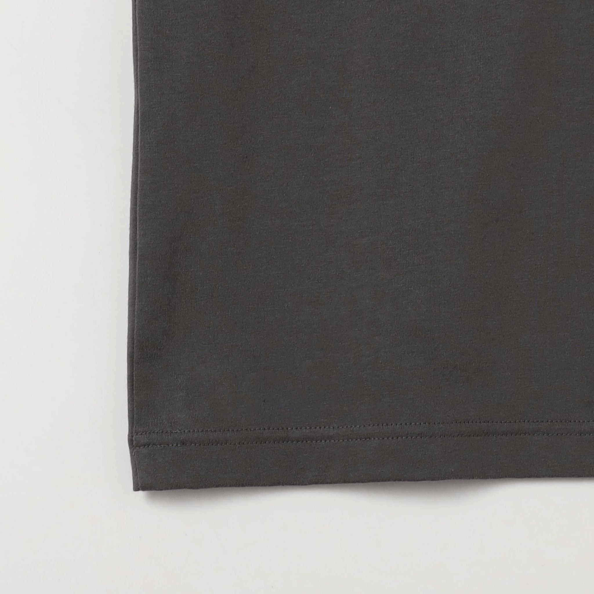 MONOGRAM OVERSIZE TEE (U) - Mizuno Australia