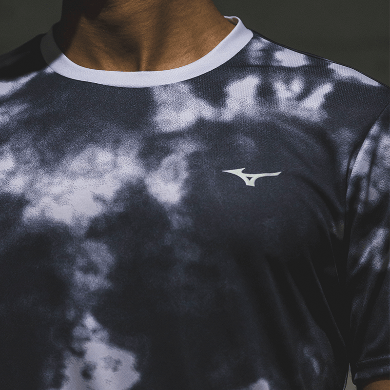 GRAPHIC TEE (M) - TSUKIAKARI - Mizuno Australia